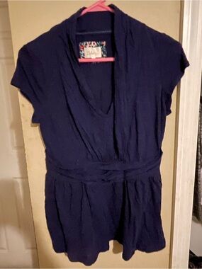 Deletta Navy Short Sleeve V-Neck Blouse